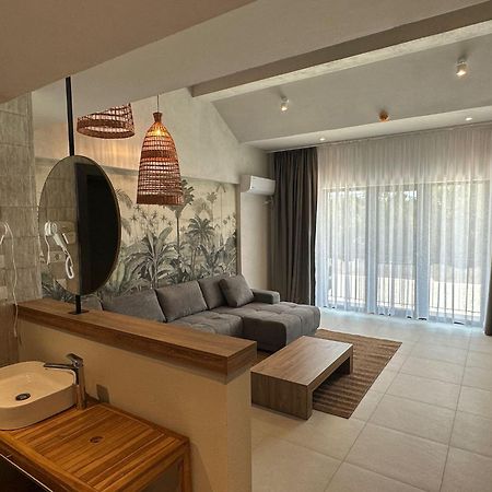 Luuma Hotel 2 ไม ภายนอก รูปภาพ