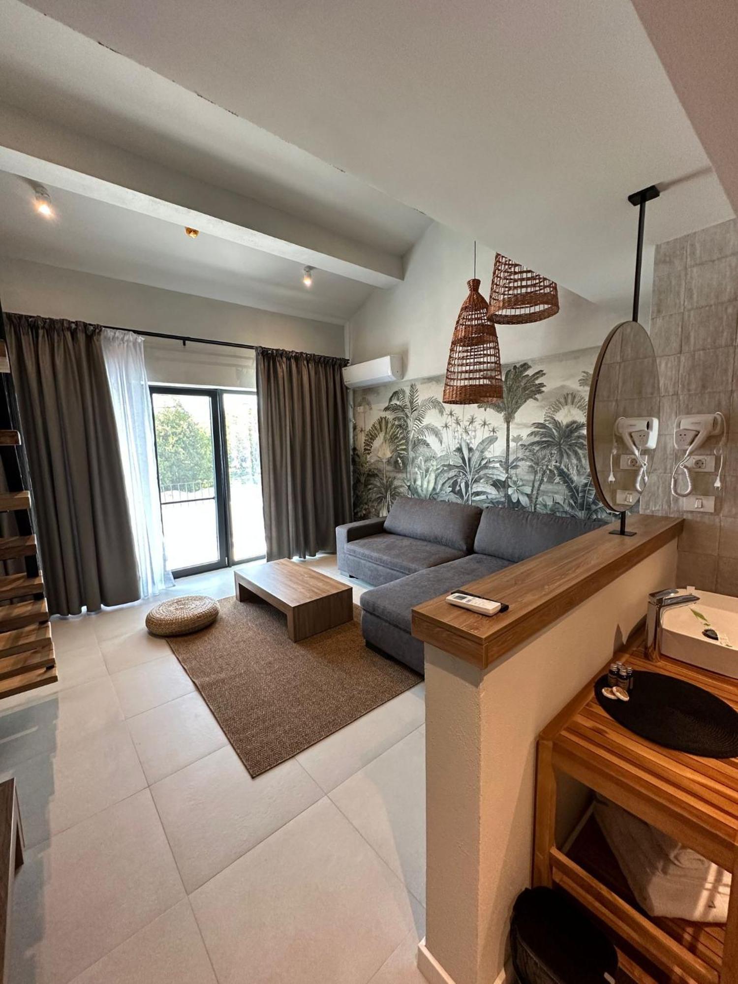 Luuma Hotel 2 ไม ภายนอก รูปภาพ